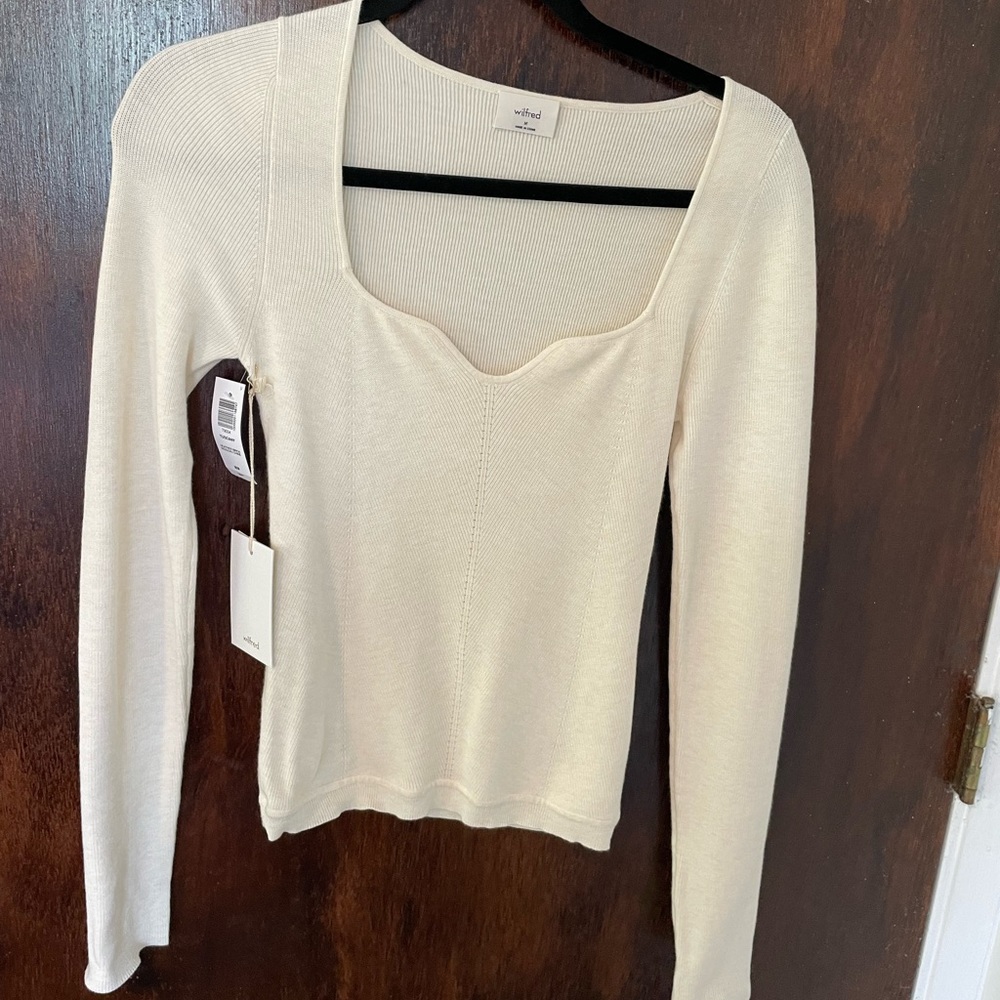 Cream Wilfred medium sweater - NWT